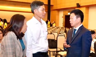 Bố mẹ Hà Trúc Linh không biết khi nào con được về quê