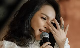 Hiền Thục khóc nấc khi nhắc tới anh trai qua đời vì tai nạn giao thông