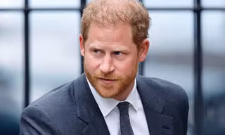 Harry không dám gặp vua Charles