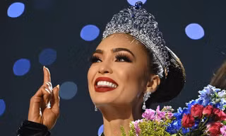 Á hậu Hoàn vũ xác nhận cuộc thi gian lận