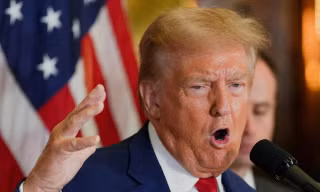 Ông Trump khiến giá vàng tăng 'không cản nổi'