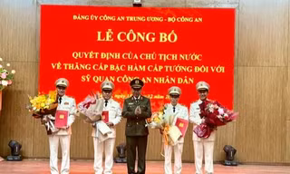 Phó Giám đốc Công an TP.HCM Mai Hoàng được thăng bậc hàm lên thiếu tướng