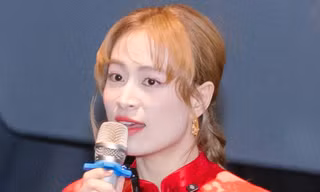 Hoàng Thùy Linh cứu phim