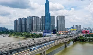 Đi metro Bến Thành - Suối Tiên: Cách gửi xe máy, lên xuống tàu nhanh nhất