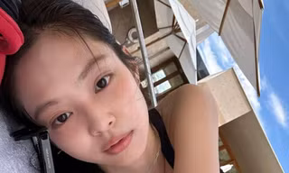 Gần 6 triệu người vào xem ảnh Jennie (BlackPink) ở hồ bơi