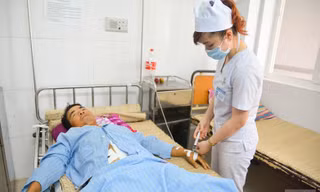Nạn nhân được cứu chữa tại Bệnh viện ĐK Nghệ An