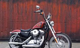 Cận cảnh Harley-Davidson XL883L Seventy-Two