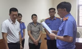 Bắt giam nữ chấp hành viên Chi cục thi hành án dân sự TP Yên Bái