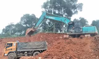 Lộng hành san gạt đất trái phép tại xã vùng cao Yên Bái