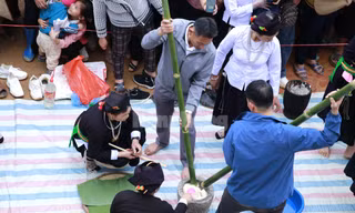 Về Yên Bái xem người Tày góp tiền, góp gạo làm lễ hội 