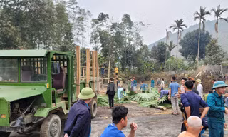 Rò rỉ khí gas gây cháy rụi ngôi nhà sàn ở Yên Bái