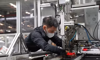 Các địa phương tung nhiều chính sách hấp dẫn thu hút doanh nghiệp công nghiệp hỗ trợ tới “làm tổ”. Ảnh: Như Ý