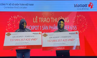 Nam shipper, chủ hàng tạp hóa trúng Vietlott 314 tỷ đồng