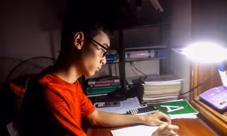 Thí sinh duy nhất ở Nghệ An đạt điểm 10 Vật Lý sẽ chọn trường Đại học nào?