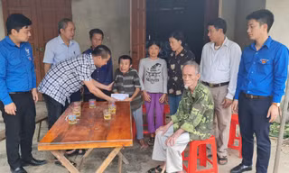 Bạn đọc ủng hộ gia đình có hoàn cảnh đặc biệt khó khăn ở Nghệ An