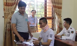 Nỗ lực đến phòng thi của thí sinh bị tai nạn giao thông phải nhập viện