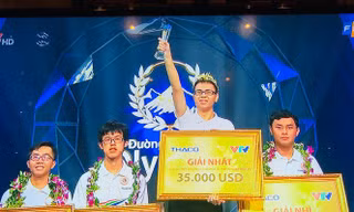 Quán quân Olympia chia sẻ lý do chọn 'sở đoản' tổ hợp môn thi tốt nghiệp THPT