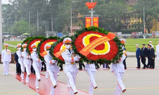 Lãnh đạo Đảng, Nhà nước, Chính phủ vào Lăng viếng Chủ tịch Hồ Chí Minh