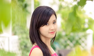 Ngắm Midu xinh tươi trên phố cổ Hà Nội