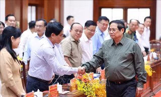 Thủ tướng Phạm Minh Chính làm việc với Ban Thường vụ Tỉnh ủy Tiền Giang
