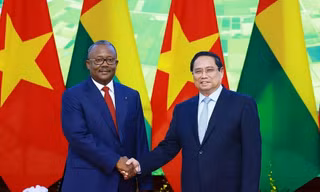 Thủ tướng Phạm Minh Chính hội kiến Tổng thống Guinea-Bissau