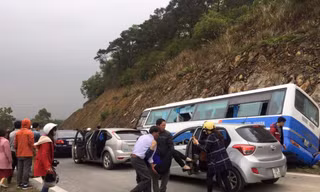 Hiện trường vụ tai nạn kinh hoàng.