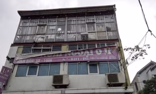 Nhà nghỉ nơi nghi ngờ cháu T. bị giữ.