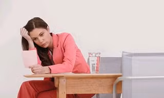 'Chết dần chết mòn' vì công việc