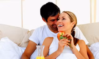 Chuyên gia tình dục khuyên những việc nên làm trước 'gần gũi'