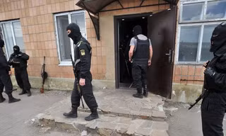 Lính Ukraine tại một căn cứ ở khu vực Donesk ngày 22/5. (Nguồn: AFP/TTXVN)