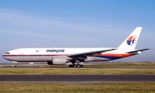 Lần đầu tiên đi máy bay, gặp nạn 