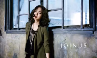 Cá tính bụi bặm cùng Lee Yeon Hee