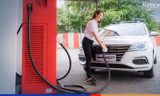 Thái Lan sẽ dùng một phần lợi nhuận của các nhà máy lọc dầu để trợ giá xăng dầu Ảnh: The Nation 
