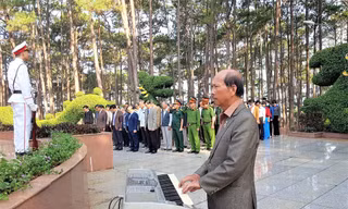 Tháng 7 tri ân - Bài cuối: 37 năm và khúc Hồn tử sỹ tại nghĩa trang 