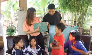 Lớp tiếng Anh của chàng trai M’nông 