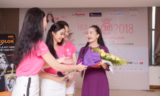 NSND Hồng Lựu: Vin câu ca đi qua bão giông