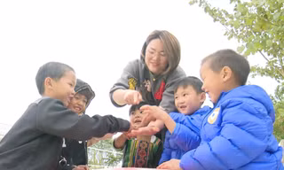 'Người mẹ thứ hai' ở xã nghèo vùng cao 