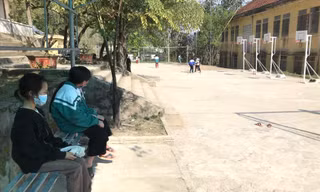 Nghệ An: Loạt học sinh nghỉ học để lấy chồng, lấy vợ