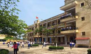 Trường THCS Vũ Tiến 