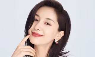 Nàng thơ Dior Beauty Trung Quốc công khai chuyện bí mật có con theo cách cực sốc