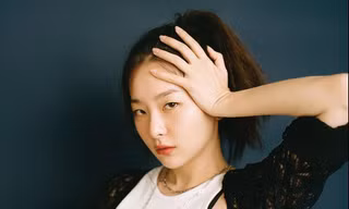 Đâu chỉ riêng Jennie, hóa ra Seulgi (Red Velvet) cũng gia nhập hội không thích đeo nhẫn