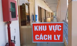 Tiếp xúc với người Hàn Quốc, một nữ nhân viên massage có biểu hiện cảm, sốt, ho 