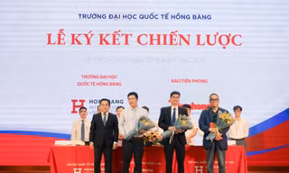 Báo Tiền Phong và Trường ĐH Quốc tế Hồng Bàng ký hợp tác toàn diện