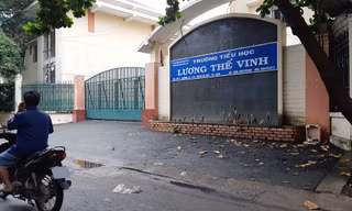 Giáo viên chủ nhiệm tát vào mặt, đá vào mông học sinh
