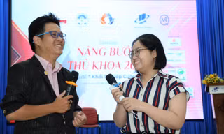 Nâng bước thủ khoa 2022: Sinh viên được truyền lửa 'khởi nghiệp'