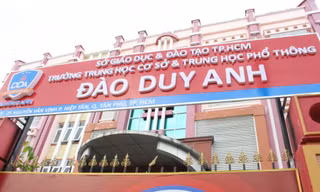 TPHCM: Một trường học bị phạt 45 triệu đồng, bắt phải chuyển học sinh sang trường khác vì sai phạm