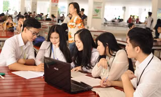 Hàng loạt trường đại học phía Nam tuyển nguyện vọng bổ sung…