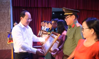 TPHCM nâng cao chất lượng khuyến học, khuyến tài