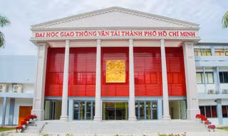 Trường đại học đầu tiên cam kết không tăng học phí năm học 2023-2024
