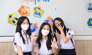 Hơn 4.500 học sinh trúng tuyển vào 10 'bỏ' trường công, TPHCM đề xuất tuyển bổ sung